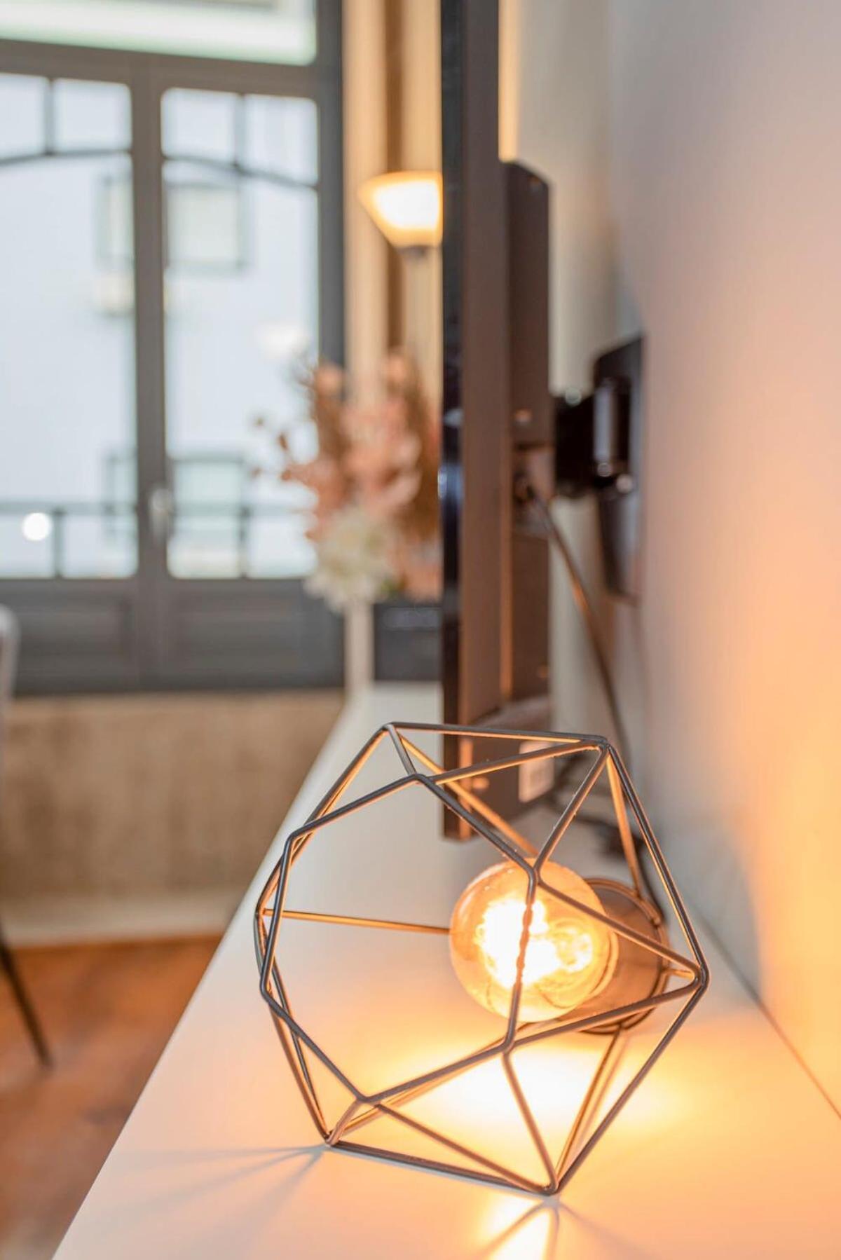 Liiiving In - Chic & Sweet Apartamento